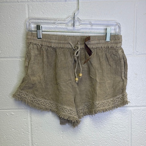 raya sun Pants - Raya Sun Tan High Waist Shorts with Lace Trim